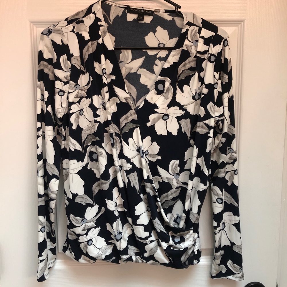 Blouse - Picture 1 of 2